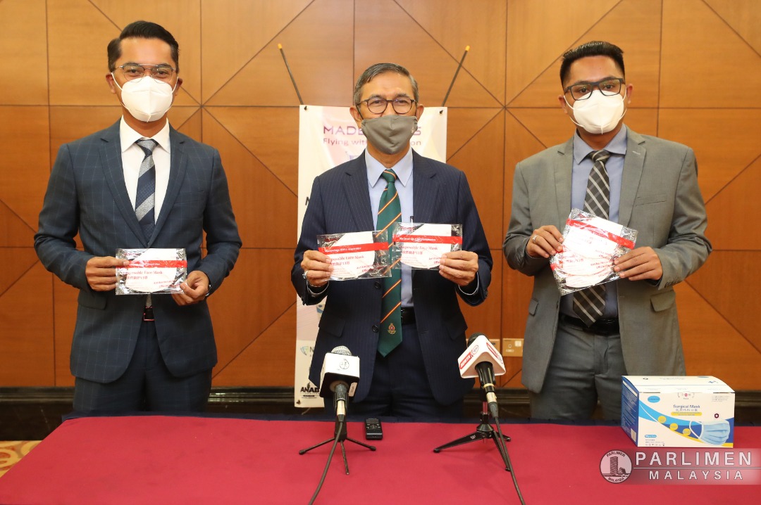 madewings-malaysia-sdn-bhd-serah-100-ribu-keping--pelitup-muka